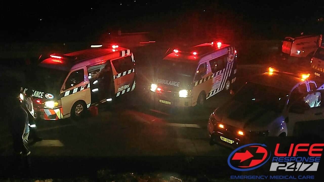 30 Commuters injured as bus leaves the N3 near the Cliffdale area. 