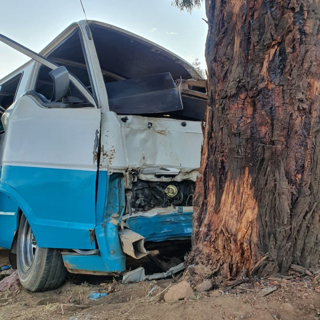 One injured in a taxi collision in Meadowlands