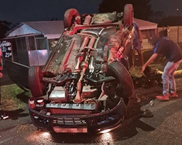 A serious crash has left multiple people injured in Phoenix, Durban