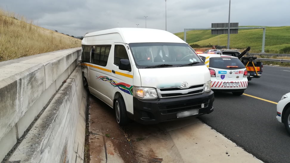 KwaZulu-Natal: Multiple injured in N2 taxi crash