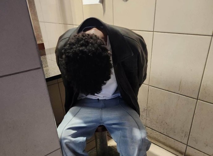 Stop-and-search operation leads to the recovery of an unlicensed firearm and ammunition in Tsakane