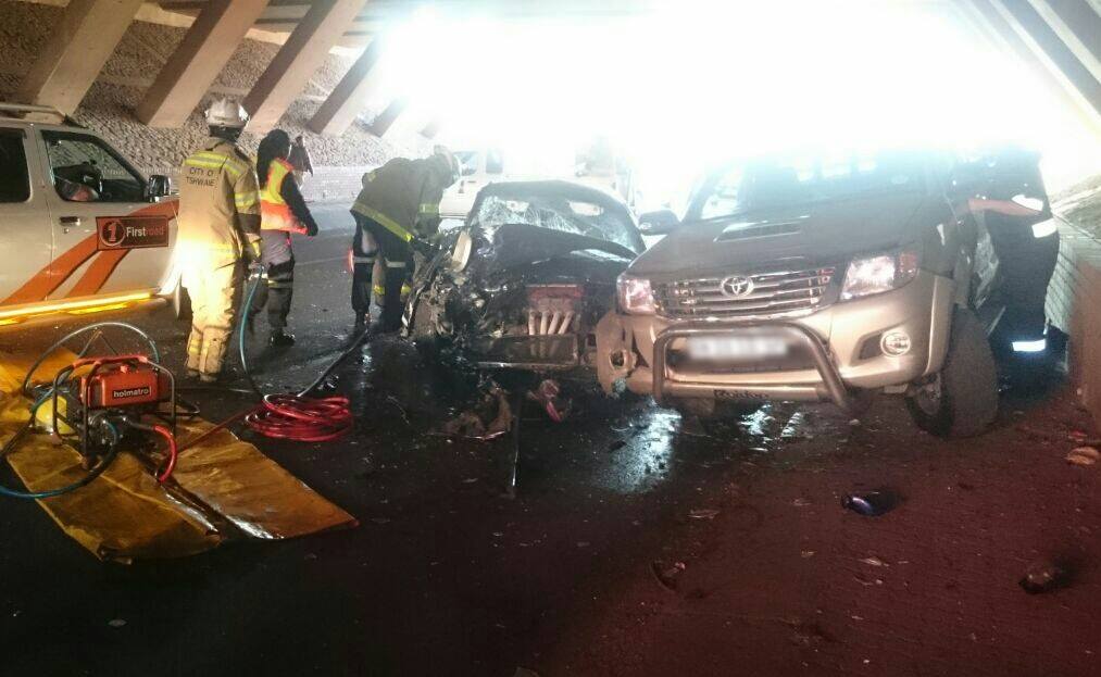 One killed and several injured in collision on West Street under the N1 ...