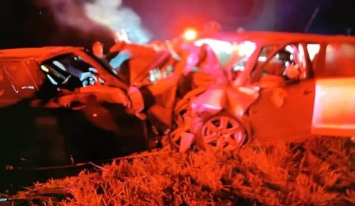 Five killed in a head-on crash on the N1 North outside Louis Trichardt ...