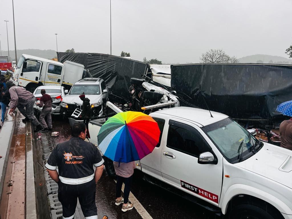 Multiple vehicle collision on the N1 North at N4 eMalahleni exit