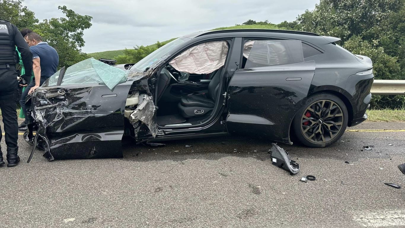 Driver crashes Aston Martin into a truck in Umdloti