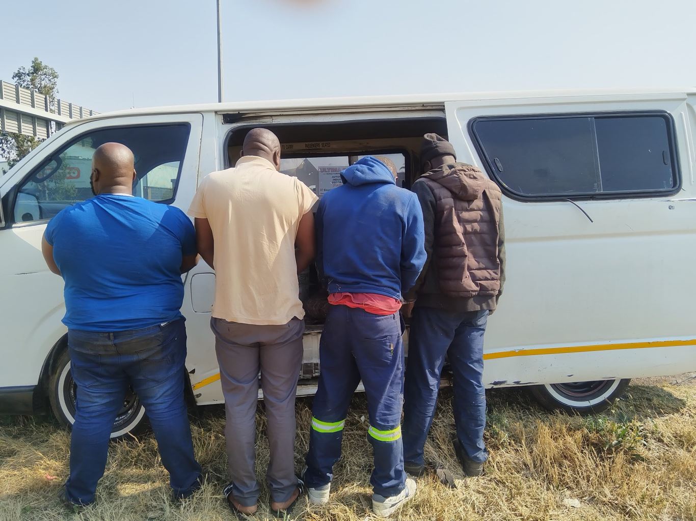 Four arrested in the possession of suspected stolen copper cables