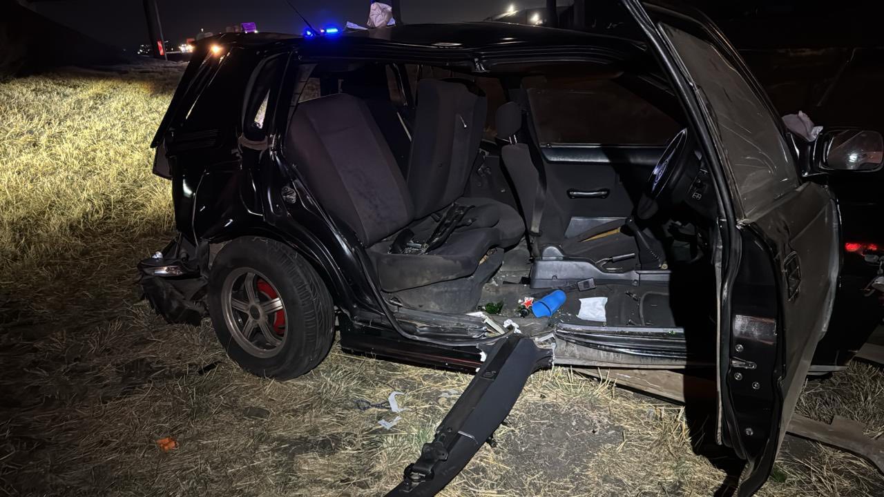 Entrapment after a collision on the N4 Between Waterfall and Kroondal ...