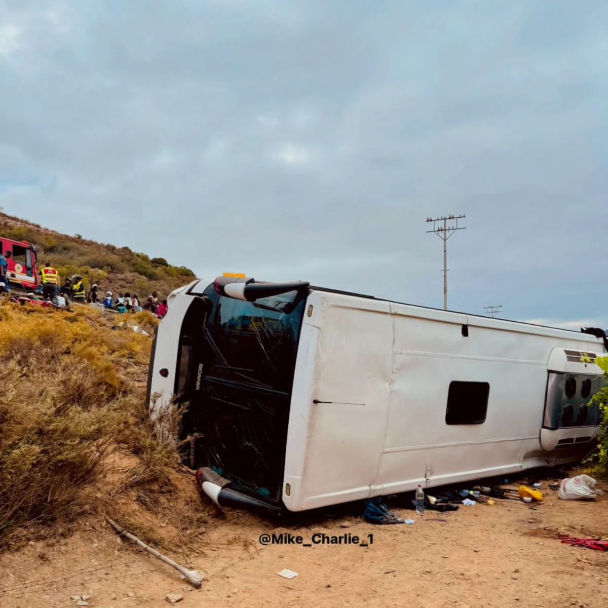 Two killed in a bus rollover on the N1 Mosh Garage, Worcester
