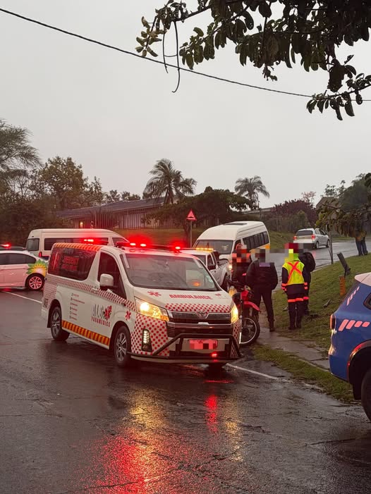 A motor vehicle crash has been reported on Jellicoe Road in Pinetown