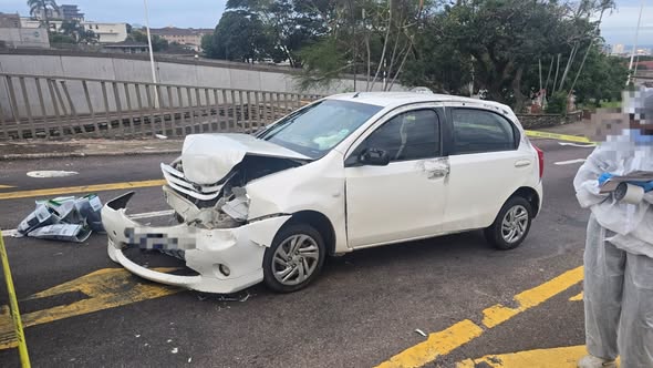Three suspects were arrested following a high-speed chase in the Durban CBD