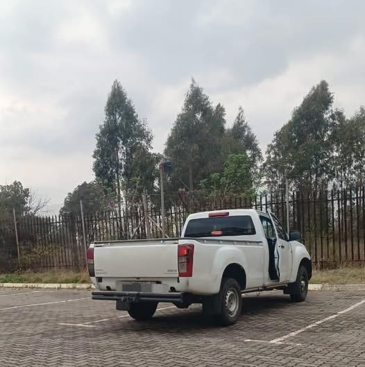 Suspect arrested and a stolen vehicle recovered at Klerkskraal