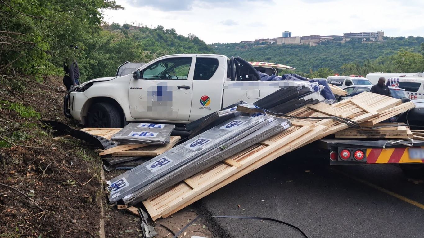 Multiple-vehicle collision on the M19, shortly after Reservoir Hills in the direction of Pinetown