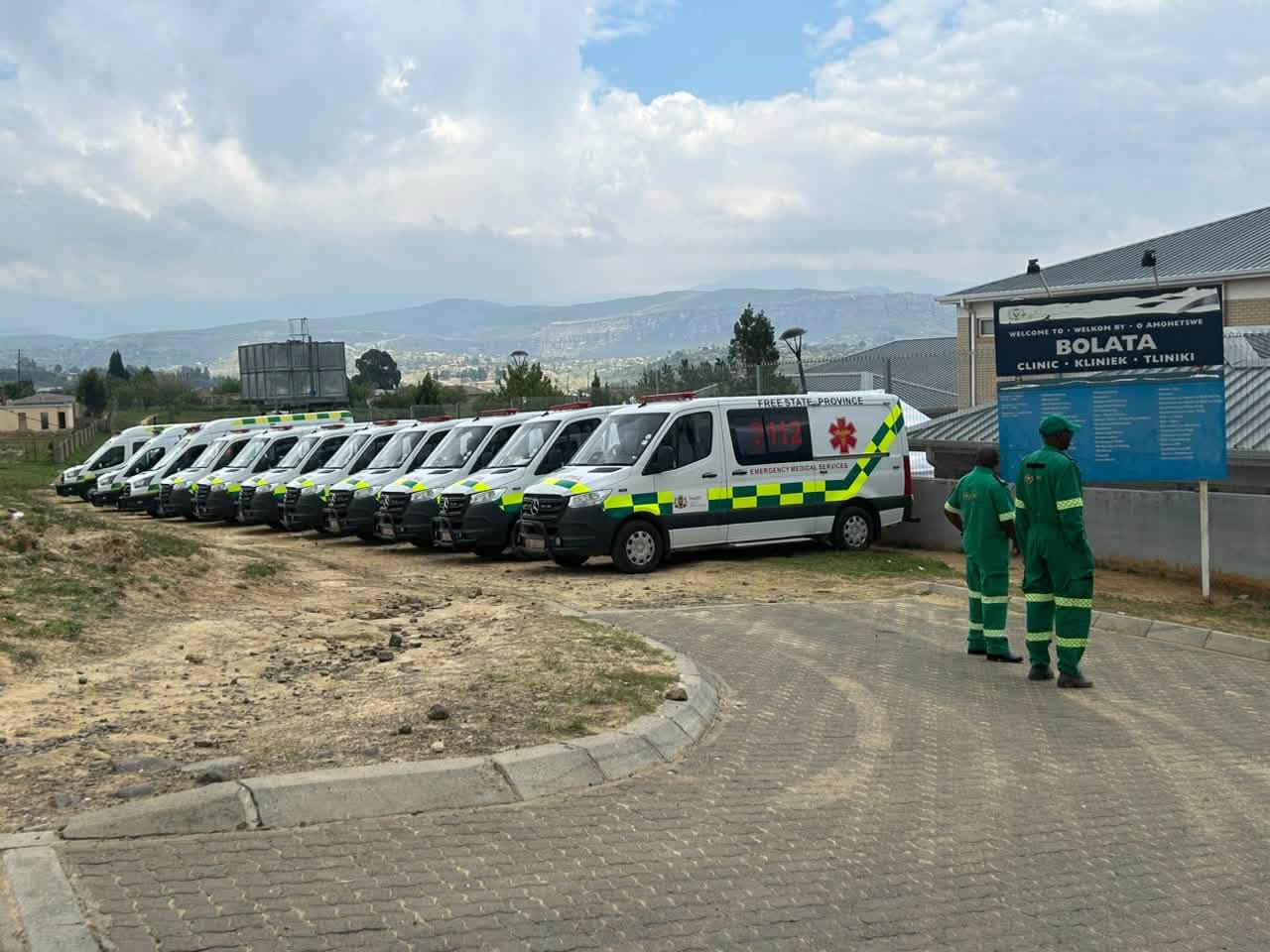 The Free State Department of Health has strengthened emergency medical services with the handover of a new fleet of ambulances at a public ceremony held at Bolata Clinic