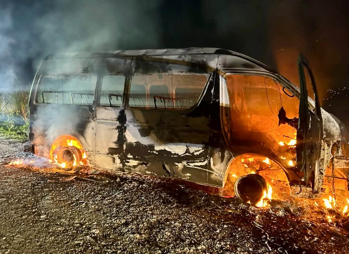 Hijacked Taxi Torched: Mhlasini – KZN