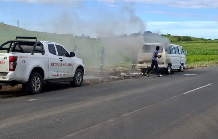 Scholars Escape Minibus Fire: Ballito – KZN