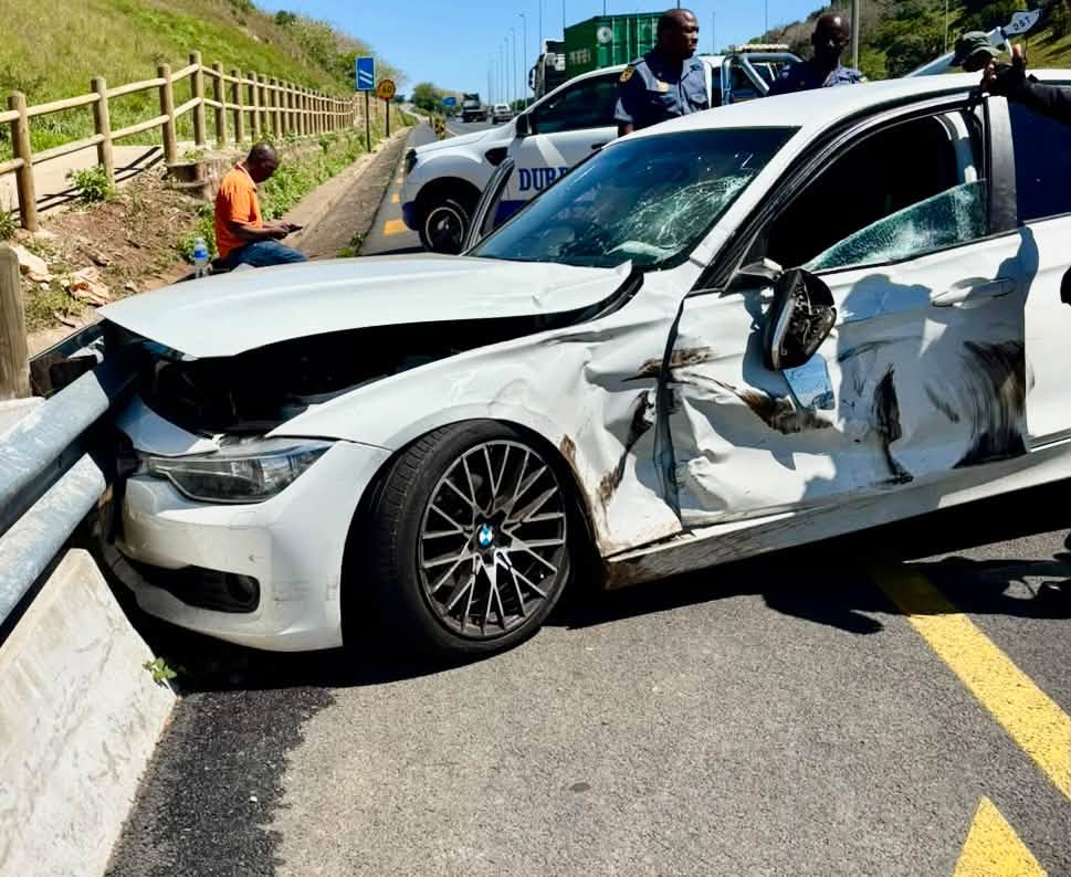 Two Drivers Injured In Collision: N2 Umhlanga – KZN