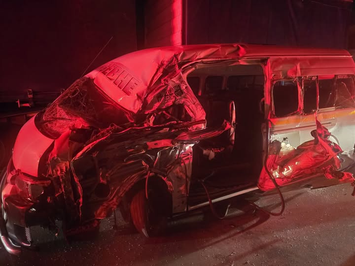 Multiple vehicle accident leaves multiple injured R102, Kwa Dukuza