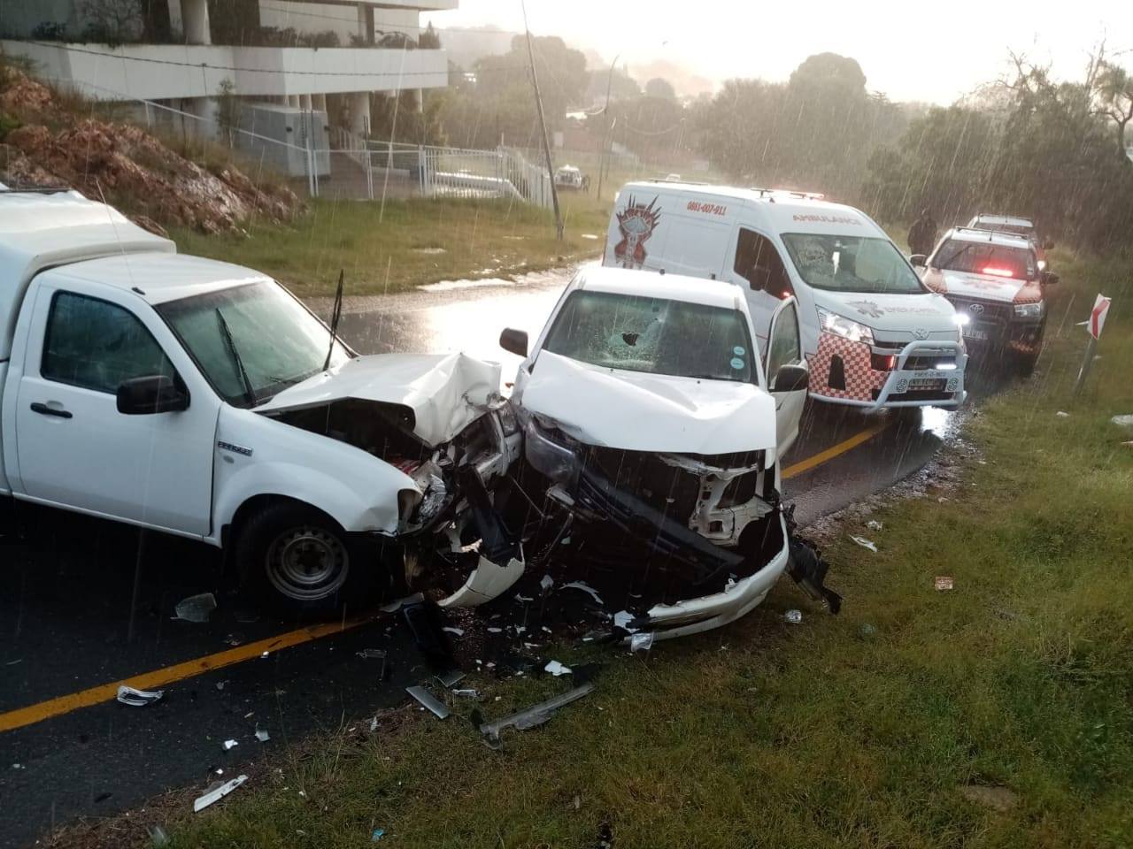 Three injured in collision in Auckland Park