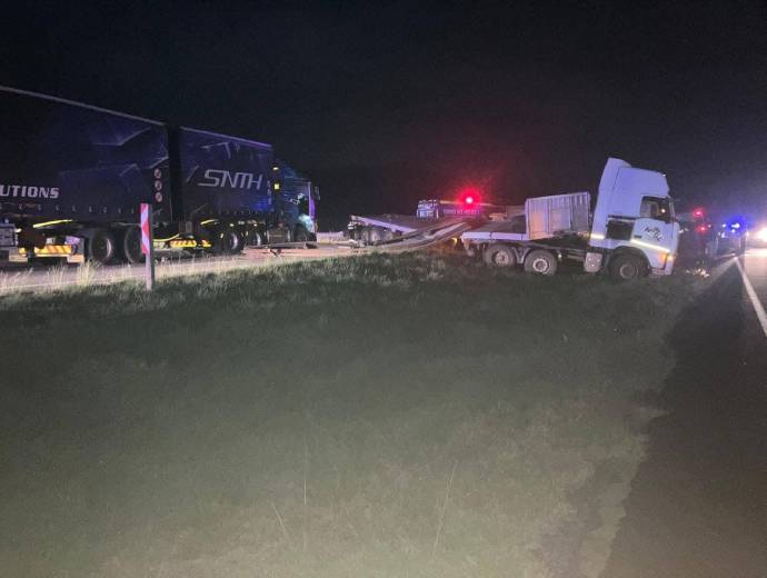 A Zimbabwean truck driver caused a major accident near the Tugela Plaza 