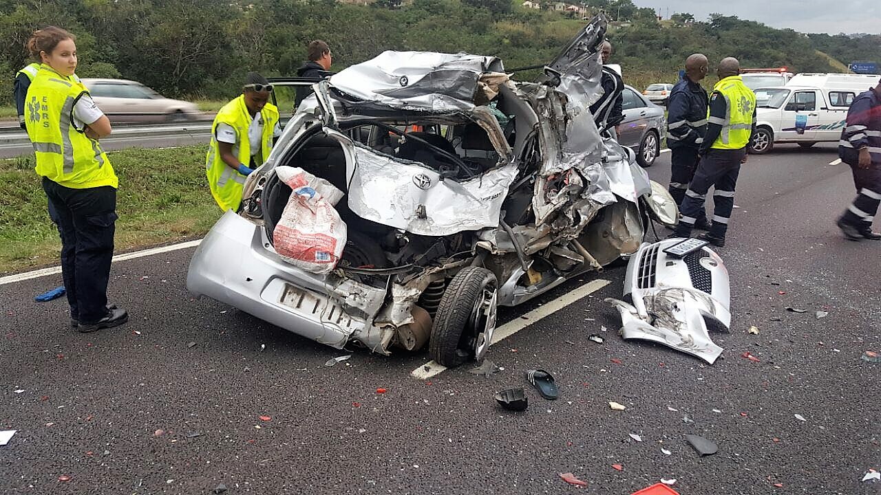 1 Killed, 3 injured in crash on the N2 North Bound