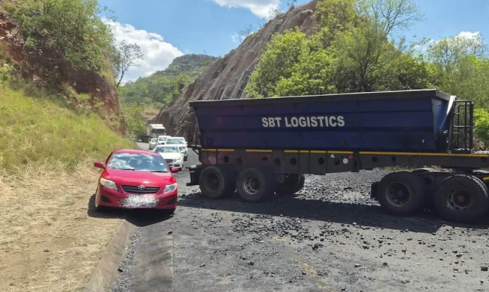 Road closure in Elands Valley