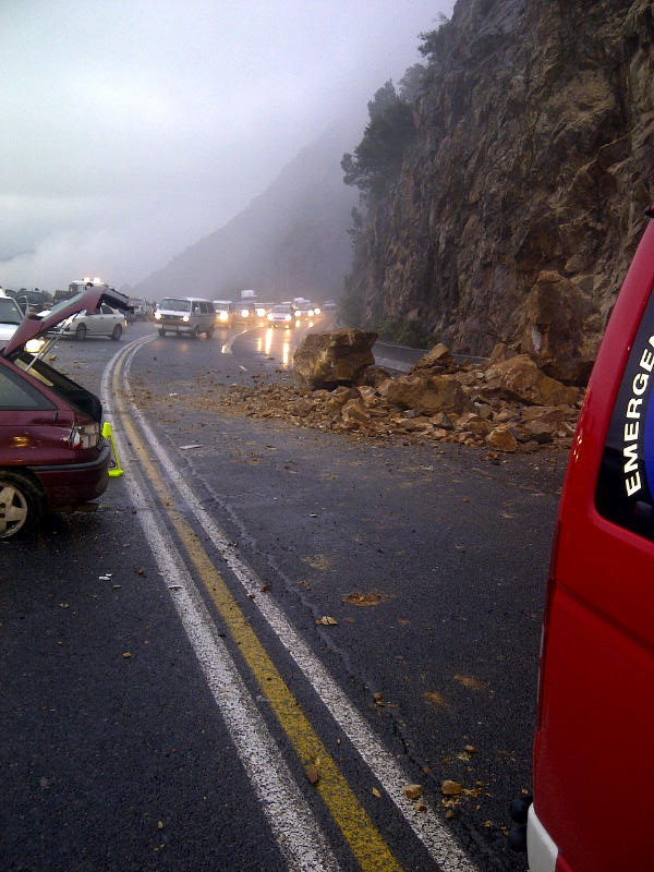 Safe driving in the mountains / mountain passes