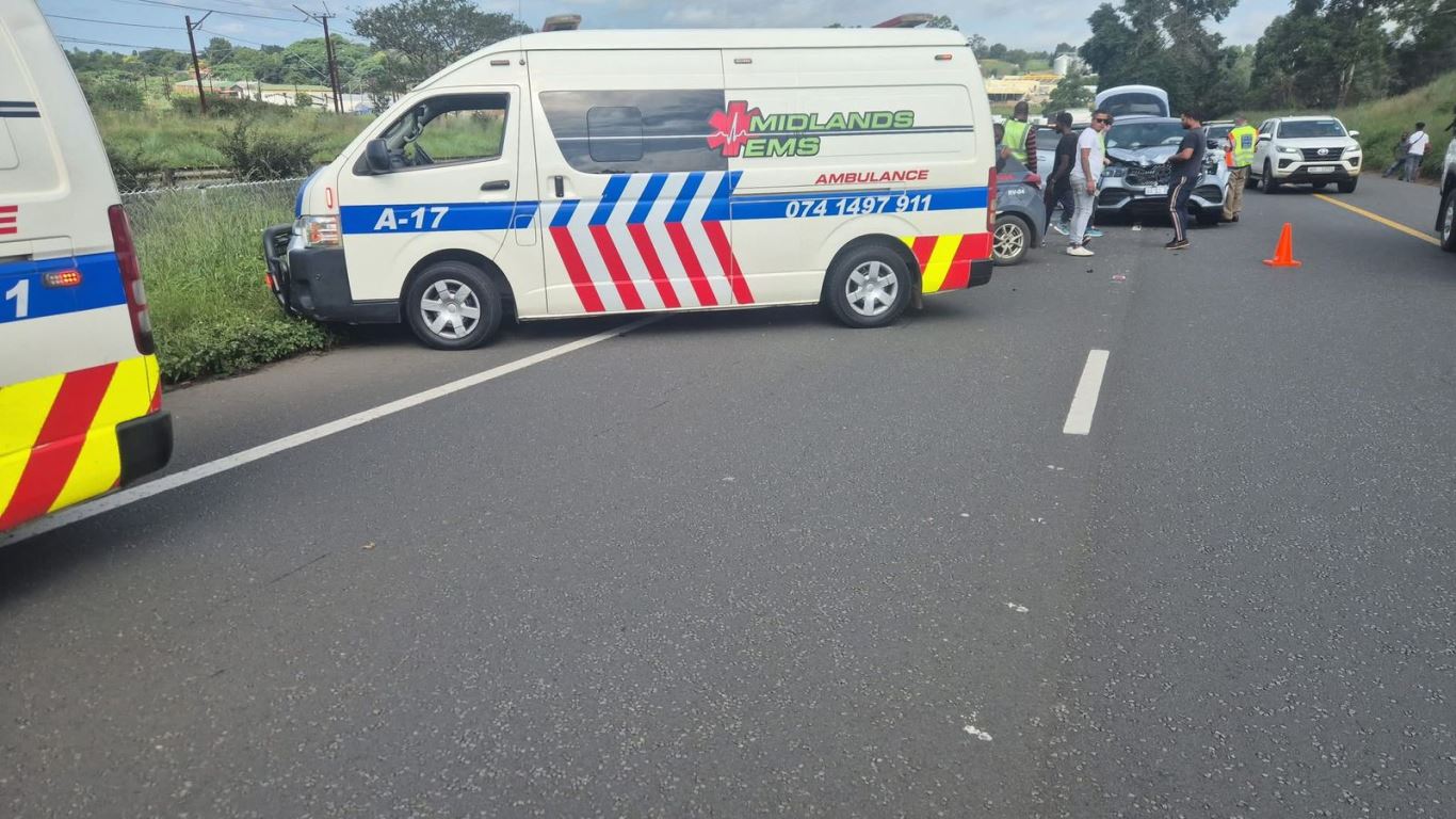 Two pedestrians killed in a collision involving a truck and vehicle on ...