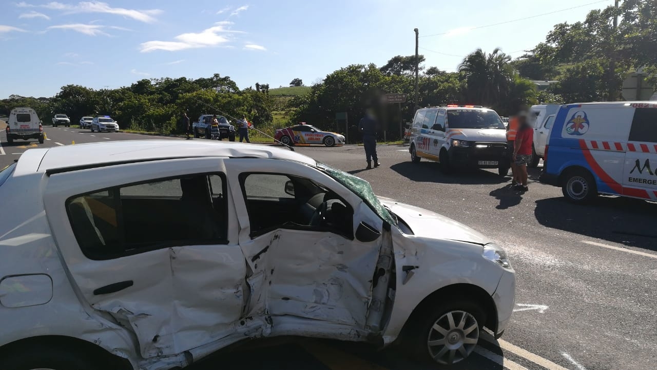 Six injured in South Coast crash - Arrive Alive